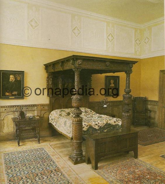 Gothic four shop poster bed